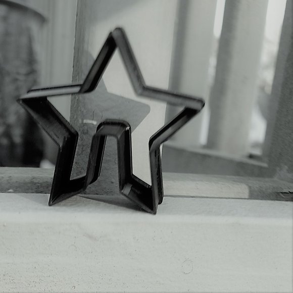 3 Mug Christmas Cookie Cutter - Picture 7 of 10